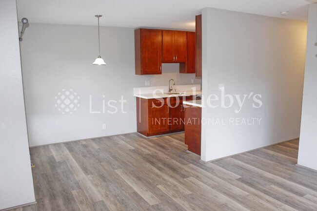 Building Photo - 46-1032 Emepela Way
