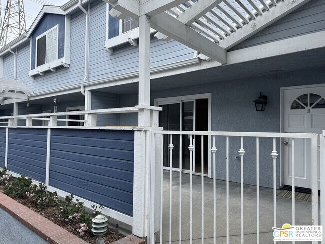 Building Photo - 17042 Downey Ave