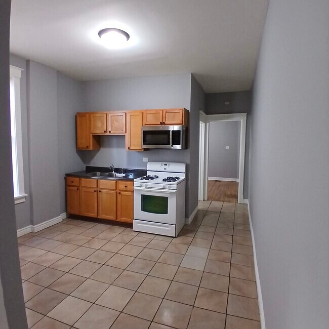 Foto del edificio - 4056 W Hirsch St