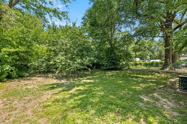 Building Photo - 1126 Silverdale Ct