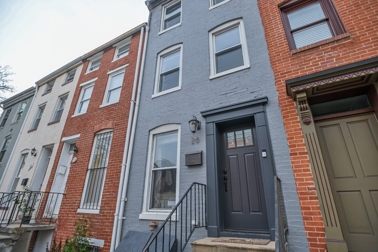 26 S Washington St, Baltimore, MD 21231 Townhome Rentals in Baltimore