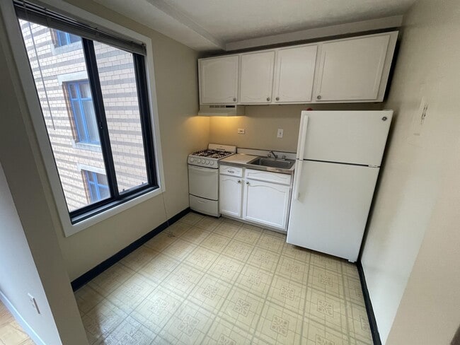 Building Photo - 1440 N St NW