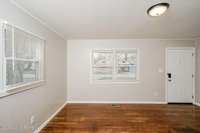 Building Photo - 315 N 36th St