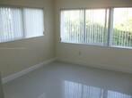 Foto principal - 10001 W Bay Harbor Dr