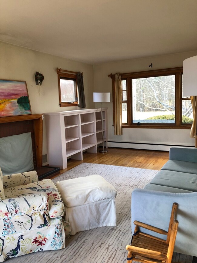 Building Photo - 1779 Christian St