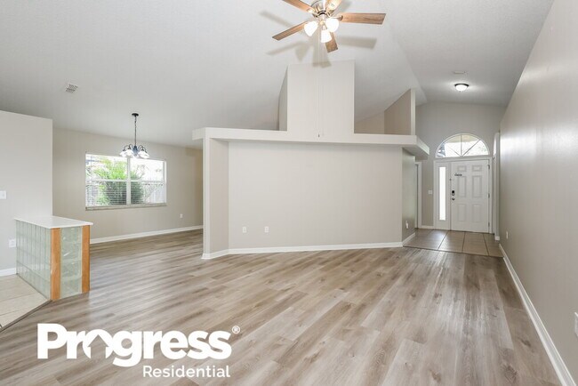 Building Photo - 820 Charingstone Ct