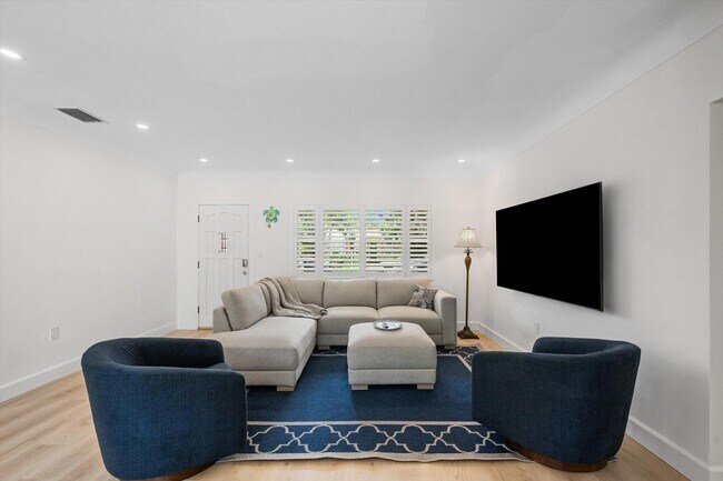 Foto del edificio - 611 N Palmway