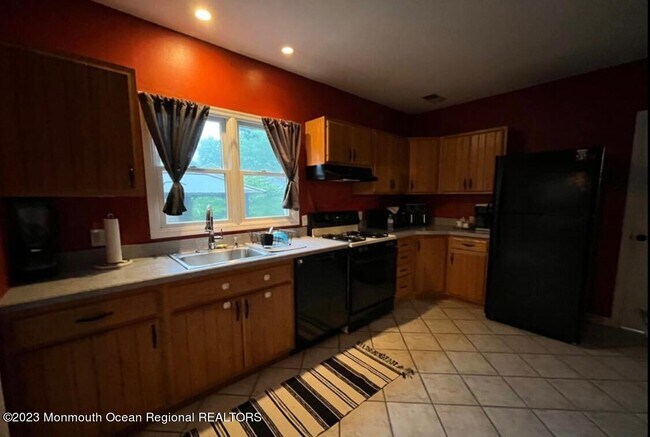 Foto del edificio - 216 Chatham Ave