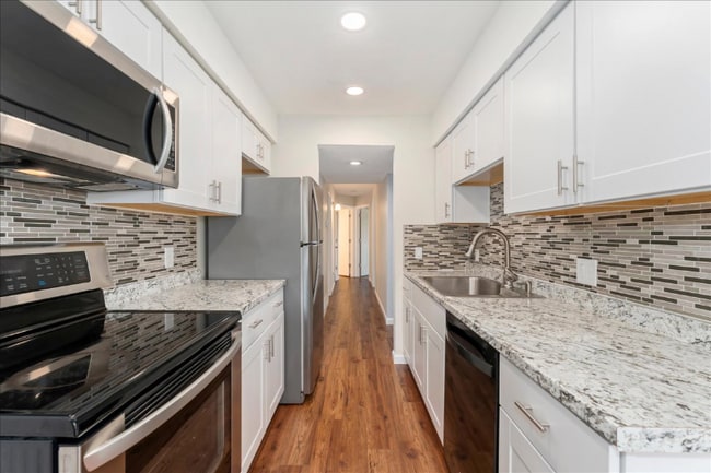 Photo - 17652 E Loyola Dr Apartment