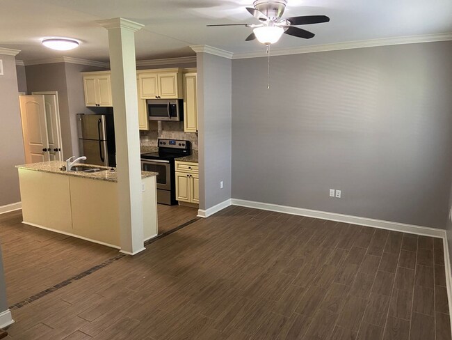Foto del edificio - 3 BR/2.5 BA