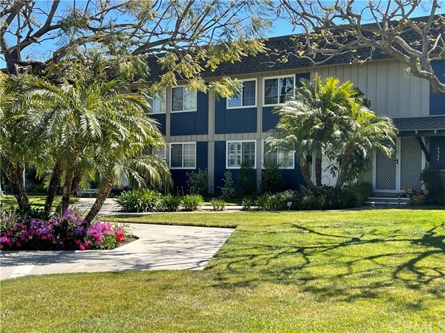 Foto principal - 4355 Larwin Ave