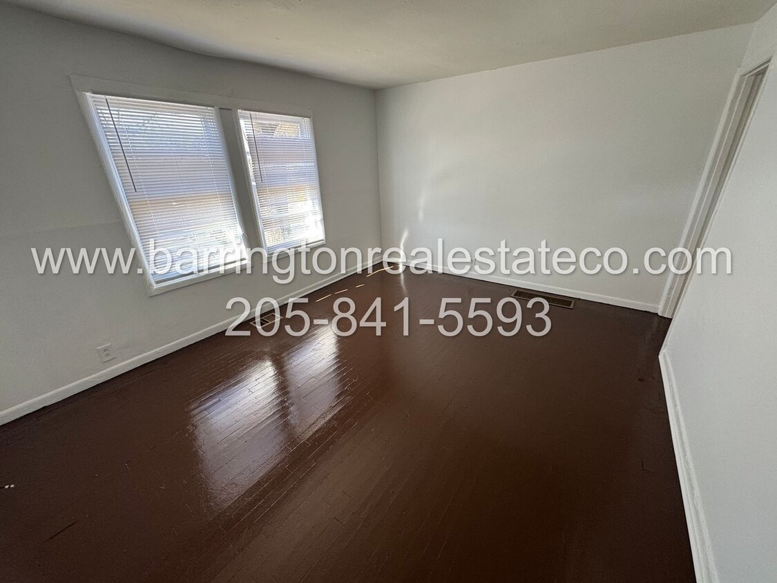 Building Photo - Birmingham/Inglenook