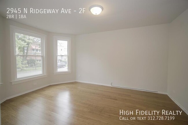 Building Photo - 2945 N Ridgeway Ave