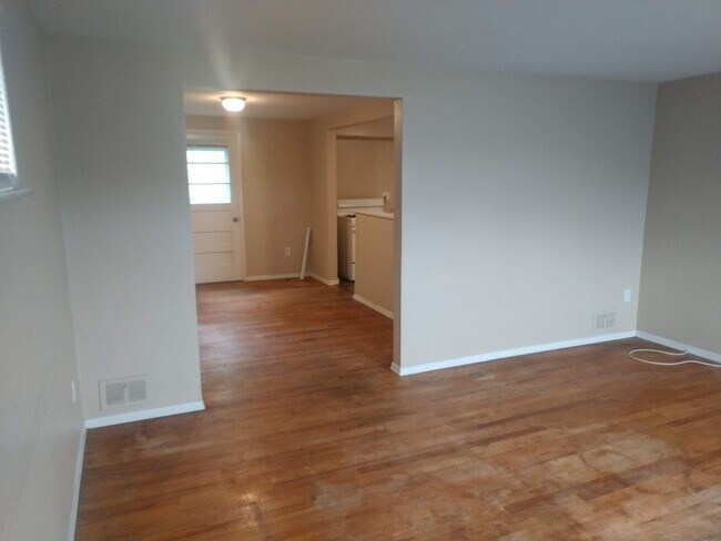 Building Photo - Beautiful Home for Rent