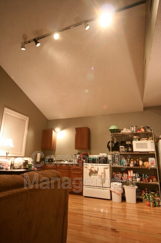 Foto del edificio - 629 Park Blvd