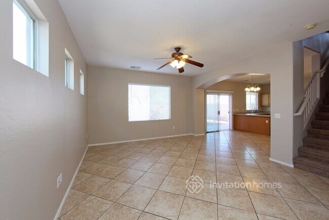 Foto del edificio - 11982 W Belmont Dr