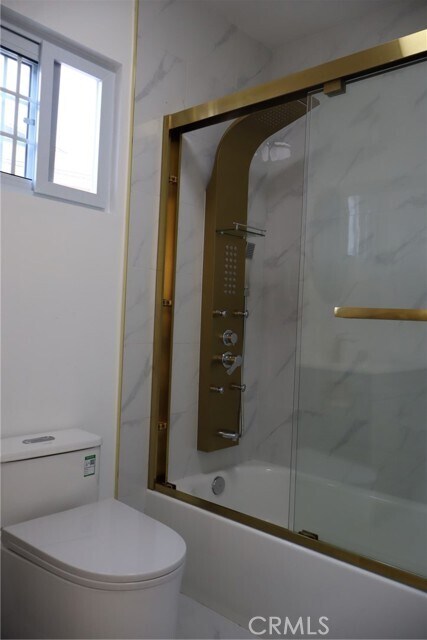 Foto del edificio - 1017 Oakdale Ln