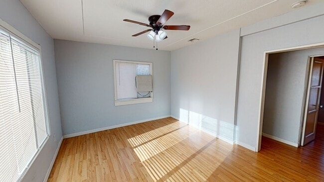 Building Photo - 4189 N Mountain Dr