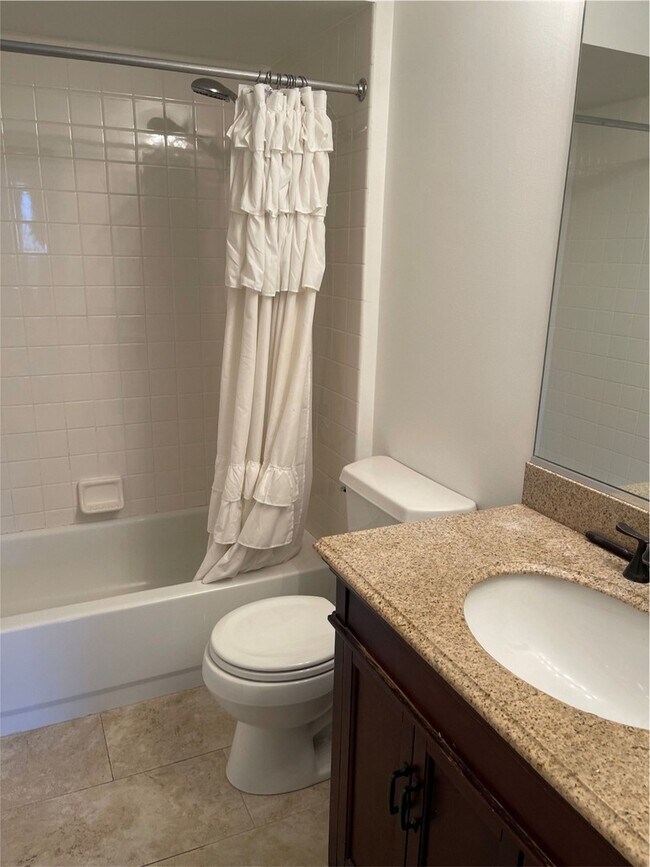 Foto del edificio - 411 W Ontario St