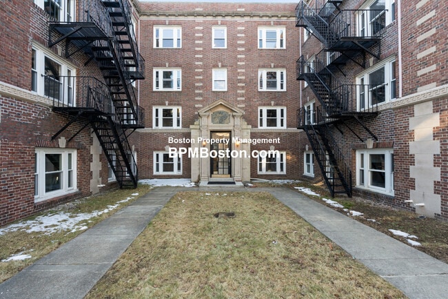 Building Photo - 40 Butler Rd