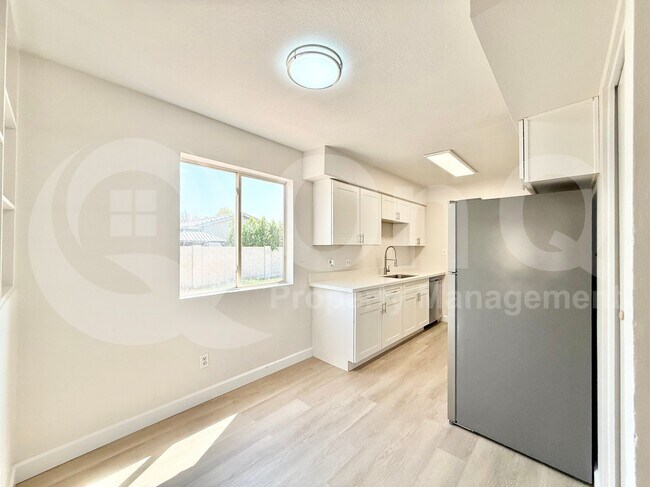 Foto del edificio - 27 W Inglewood St