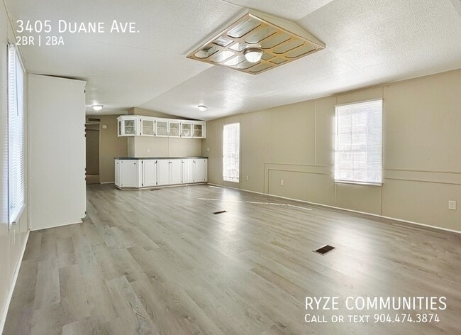 Building Photo - 3405 Duane Ave