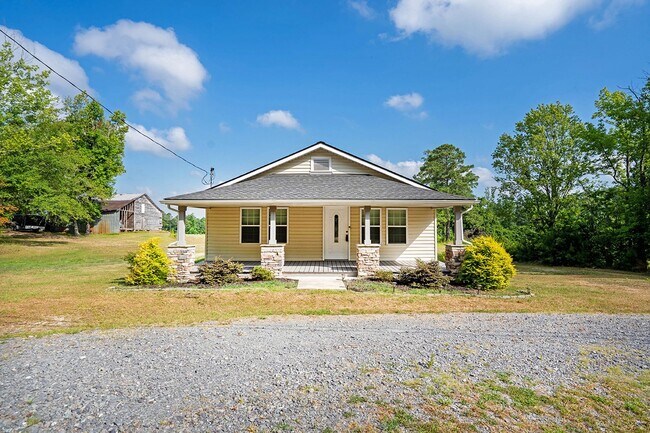 Building Photo - 6730 NC 210 S, Bunnlevel NC 28323