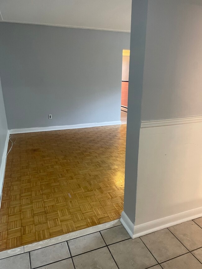 Photo du bâtiment - 332 Guelph Line