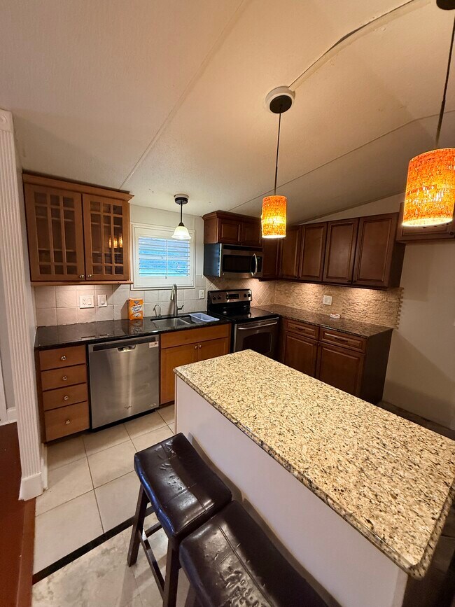 Foto del edificio - 1007 W Thomas St