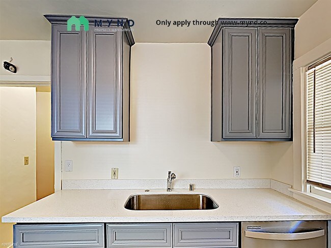 Building Photo - 1 br, 1 bath  - 906 38th St 906