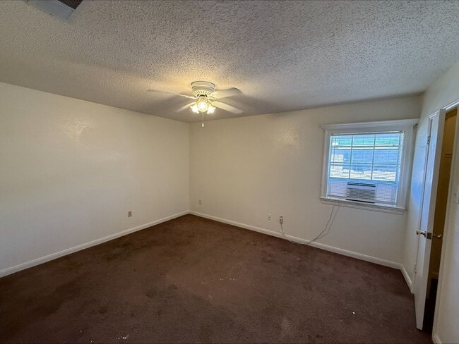 Building Photo - 4101 Delaware Ave