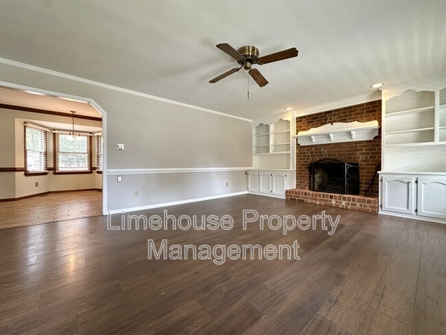 Photo - 4033 Kalona Rd Apartment