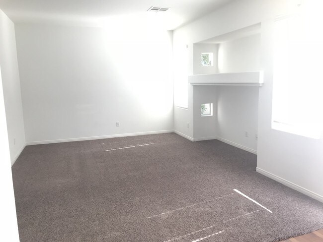 Foto del edificio - 7921 Limbwood Ct