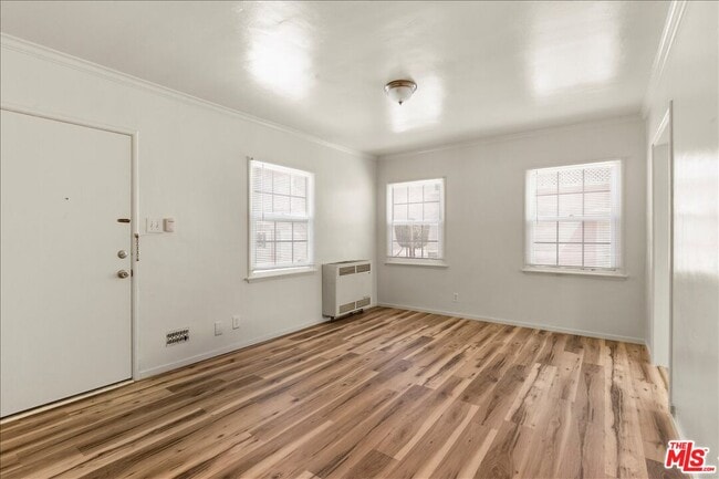 Building Photo - 7922 S New Hampshire Ave