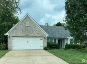 Building Photo - 5711 Waveland Cir