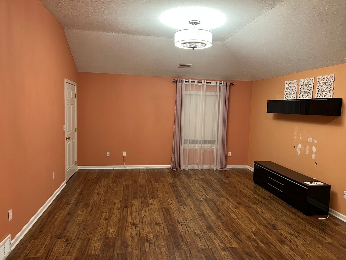 11541 Riverview Ct Unit 14, Parma Heights, OH 44130 Condo for Rent in