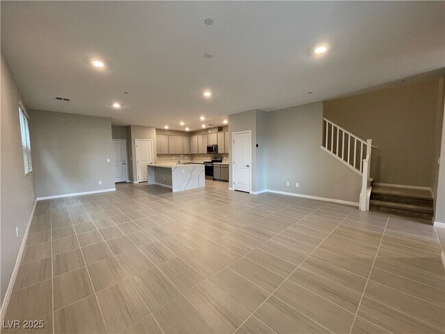 Foto del edificio - 490 Fairview Hills St