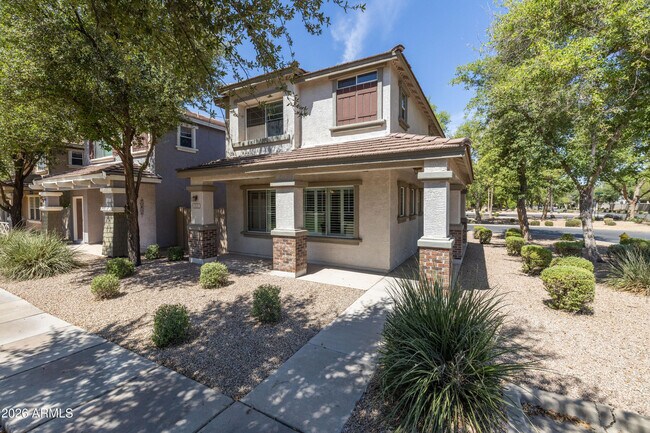 Foto del edificio - 1531 S Longspur Ln