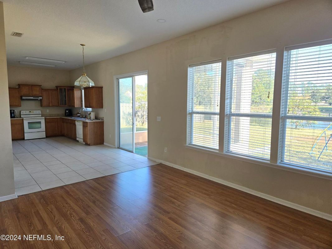 Foto del edificio - 1541 Harvest Cove Dr