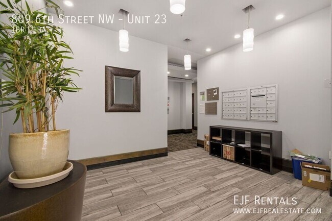 Foto del edificio - 809 6th St NW