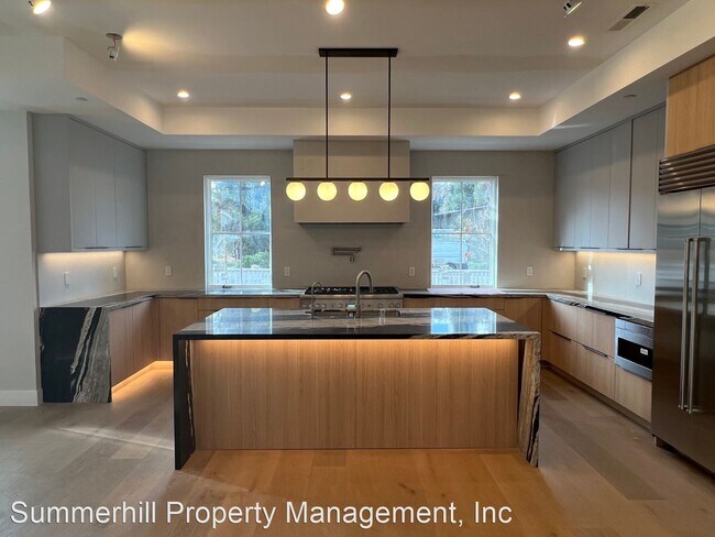 Foto del edificio - 4 br, 3 bath House - 215 Verano Drive