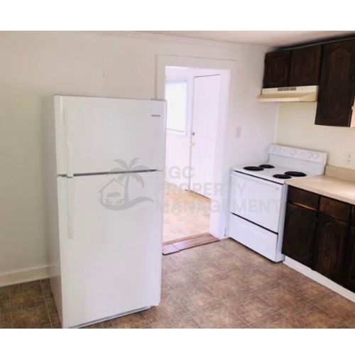 Building Photo - 112 S New St