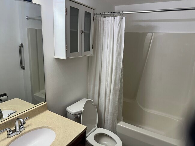 Foto del edificio - 2718 Alder Creek Dr S