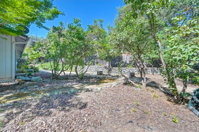Building Photo - Beautiful 3-Bedroom Home in North Auburn's Sierra Foothills