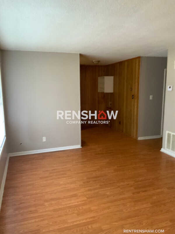 Building Photo - 100 Marr Dr