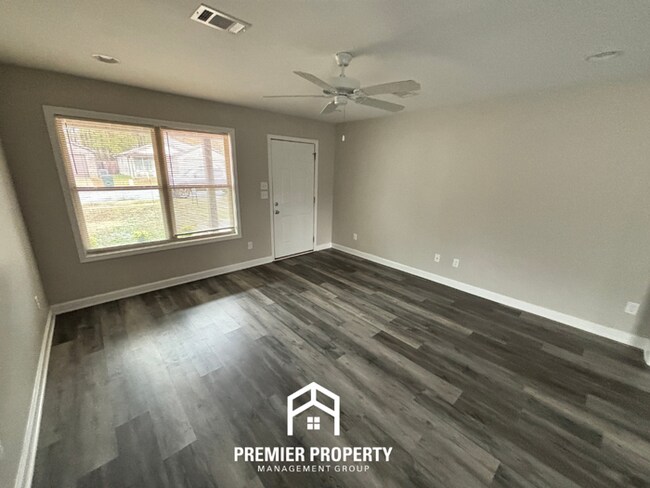 Building Photo - 7200 60th Ave E