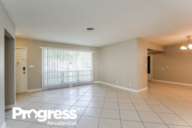 Foto del edificio - 1170 NE 26th Ave