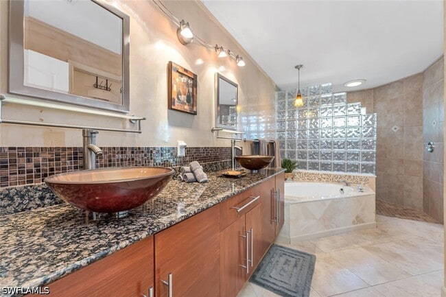 Building Photo - 929 Marble Dr