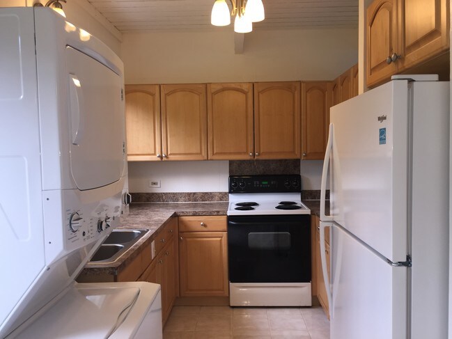 Kitchen - 4844 Kilauea Ave