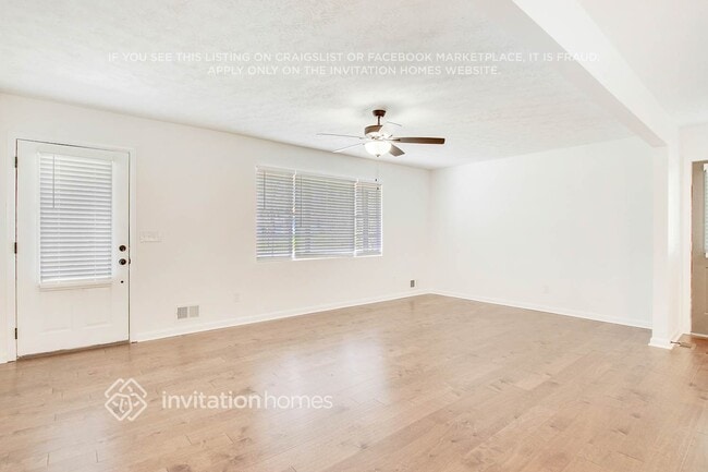 Building Photo - 675 Village Ln Dr SW